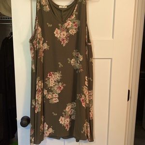 Maurices Sleeveless Floral Dress Plus Size 2